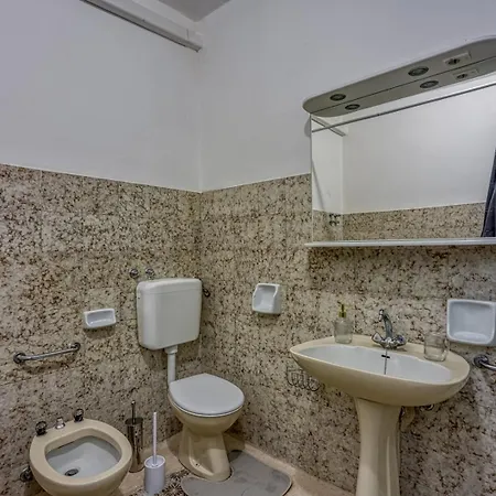 Riva Pensjonat Rabac