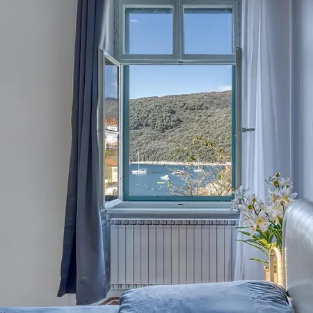 Guest house Riva Rabac