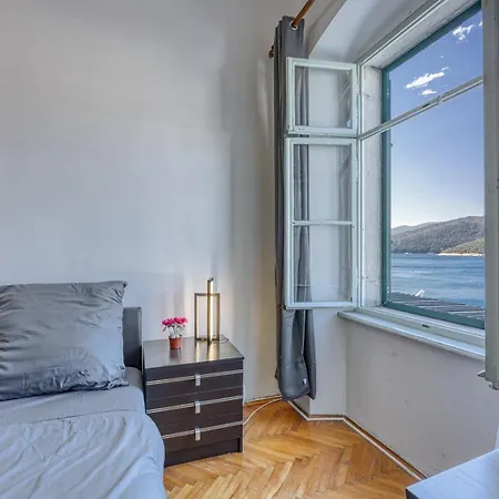 Riva Guest house