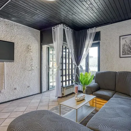 Riva Guest house