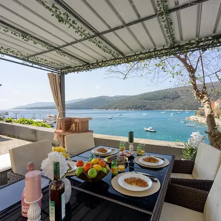 Riva Rabac
